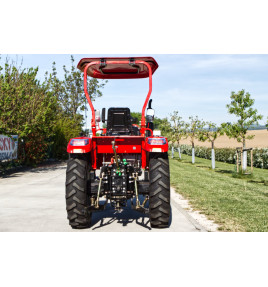 Farmářský traktor FLYER 454F
