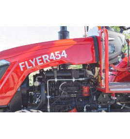 Farmářský traktor FLYER 454F