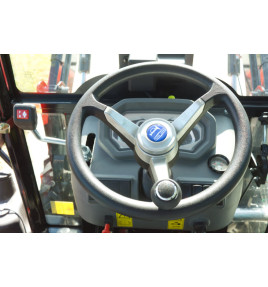 Malotraktor FLYER 554 s čelním nakladačem