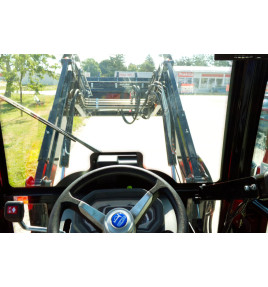 Malotraktor FLYER 554 s čelním nakladačem